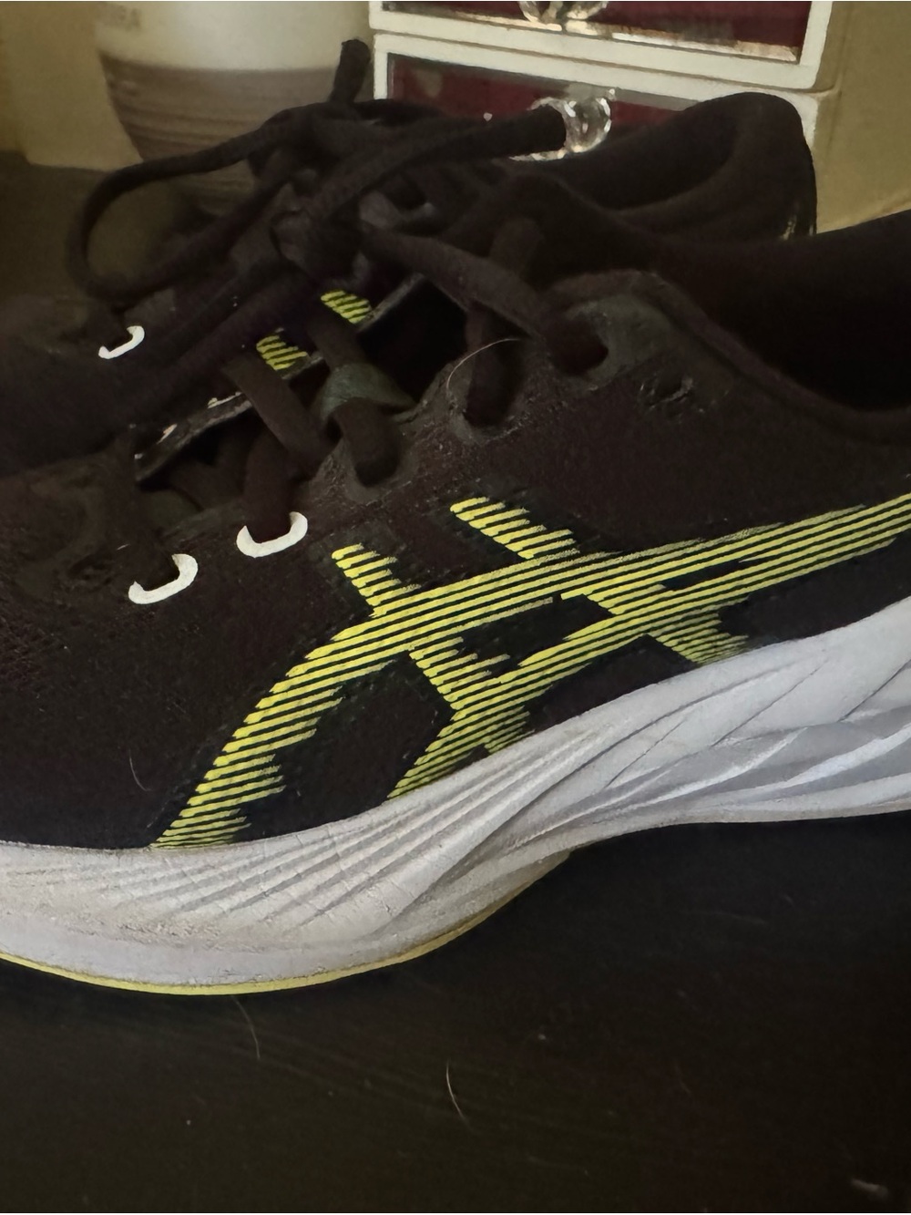 Kids ASICS Novablast 5
